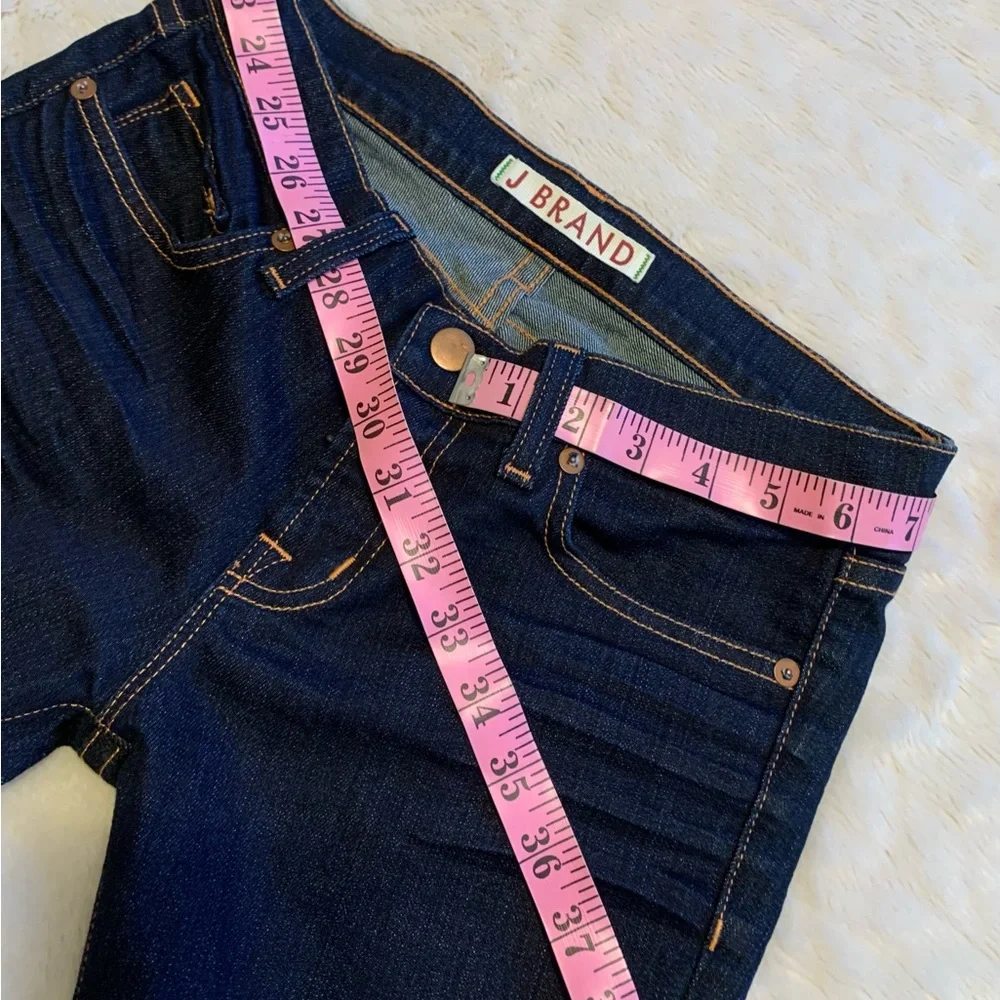 J BRAND darker ladies cigarette leg blue jeans style 914 Ink Size 26 LNW…
